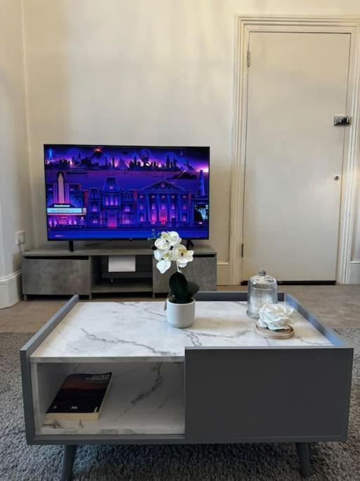 شقة Entire 1Bed Stratford Westfield لندن المظهر الخارجي الصورة