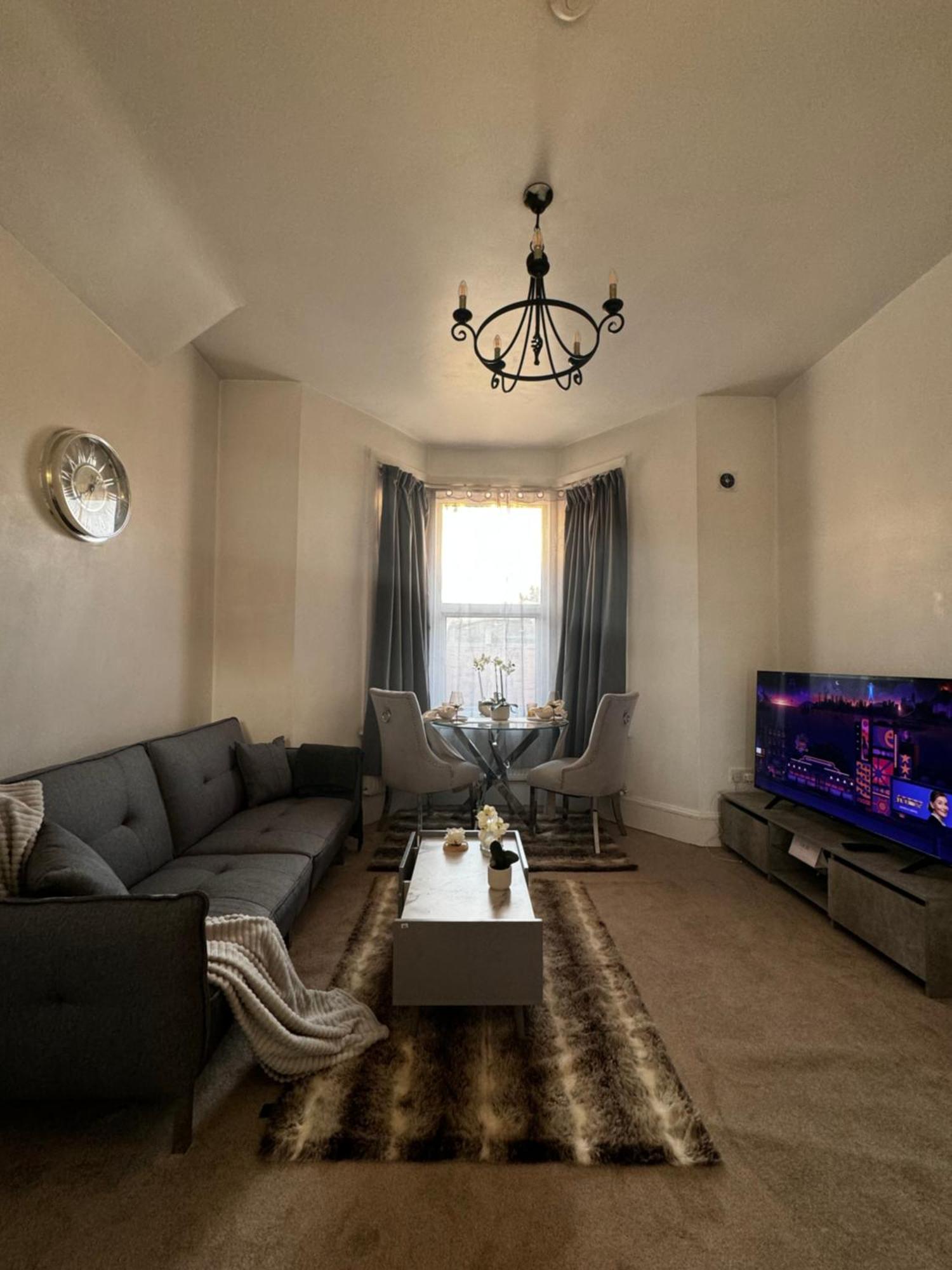 شقة Entire 1Bed Stratford Westfield لندن المظهر الخارجي الصورة