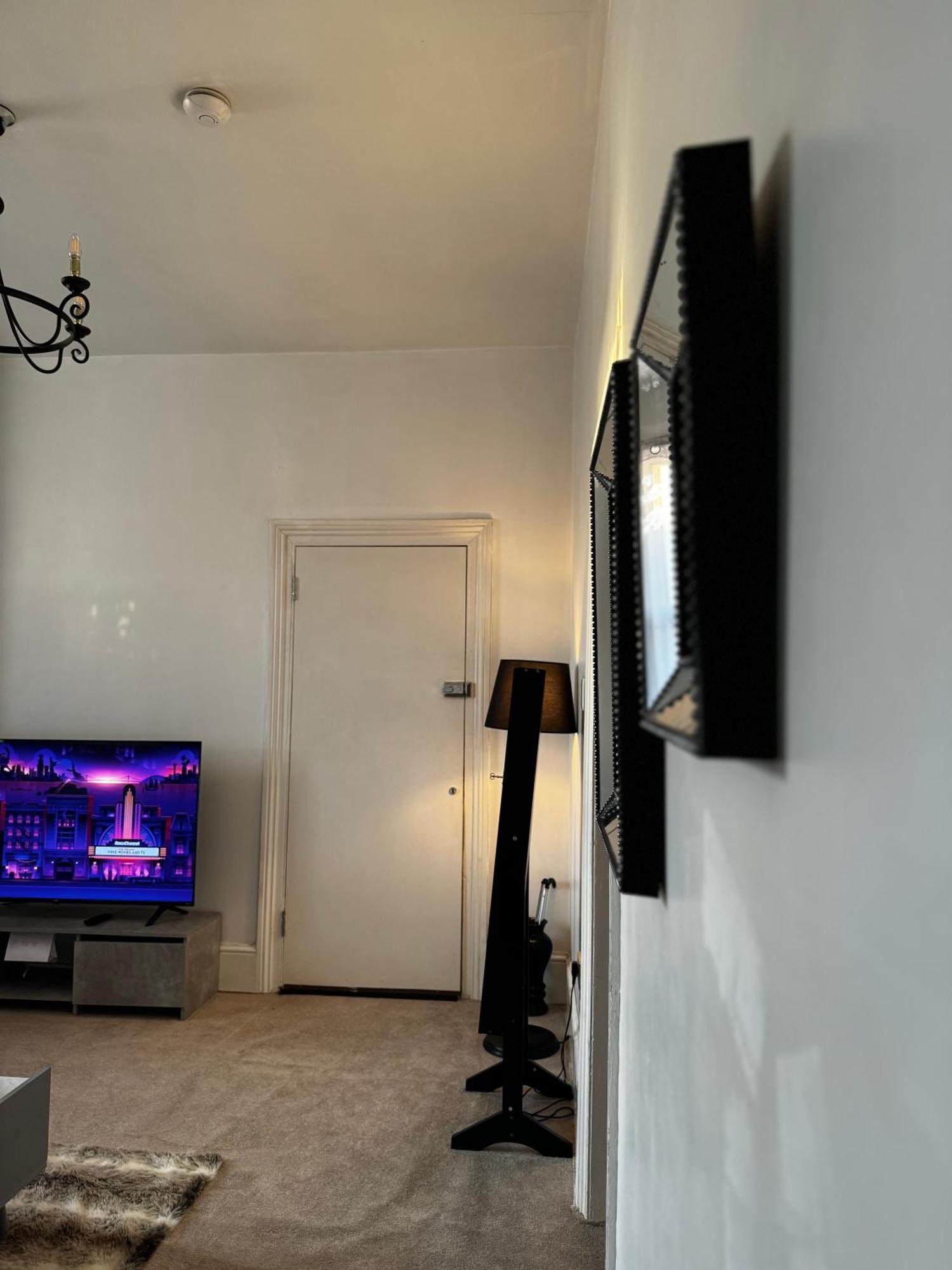 شقة Entire 1Bed Stratford Westfield لندن المظهر الخارجي الصورة