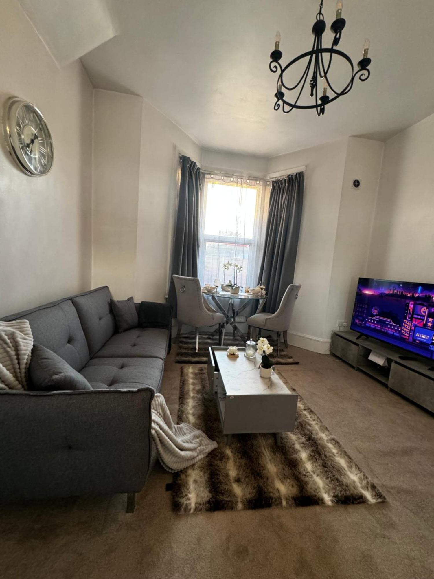 شقة Entire 1Bed Stratford Westfield لندن المظهر الخارجي الصورة
