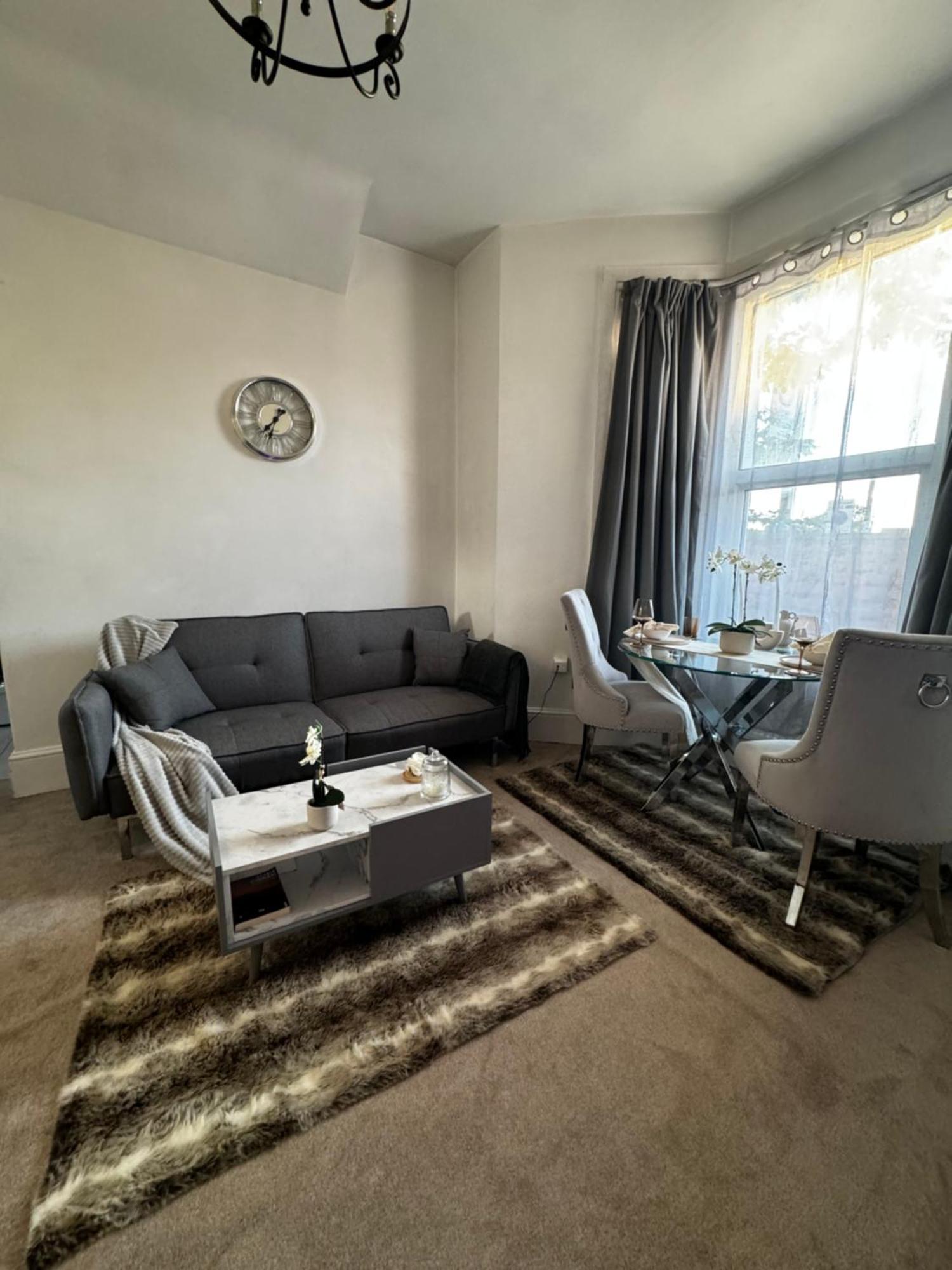 شقة Entire 1Bed Stratford Westfield لندن المظهر الخارجي الصورة